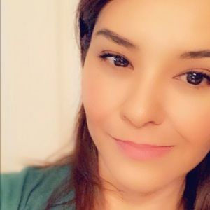 Meet your Posher, Lucy